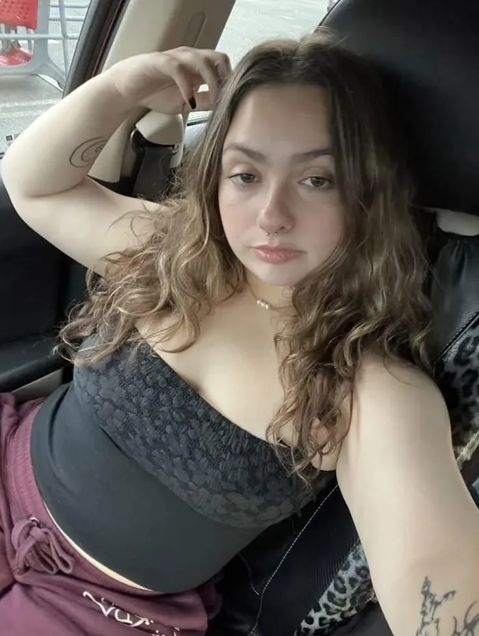 Hülya Sultangazi Escort Bayan